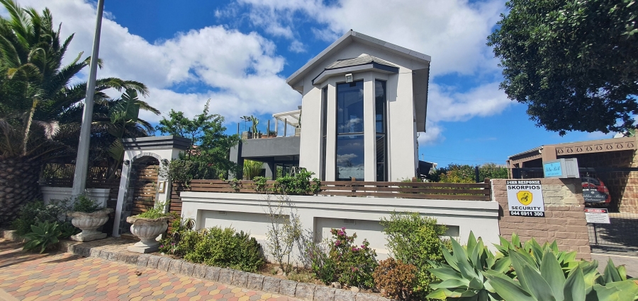 4 Bedroom Property for Sale in Linkside Western Cape